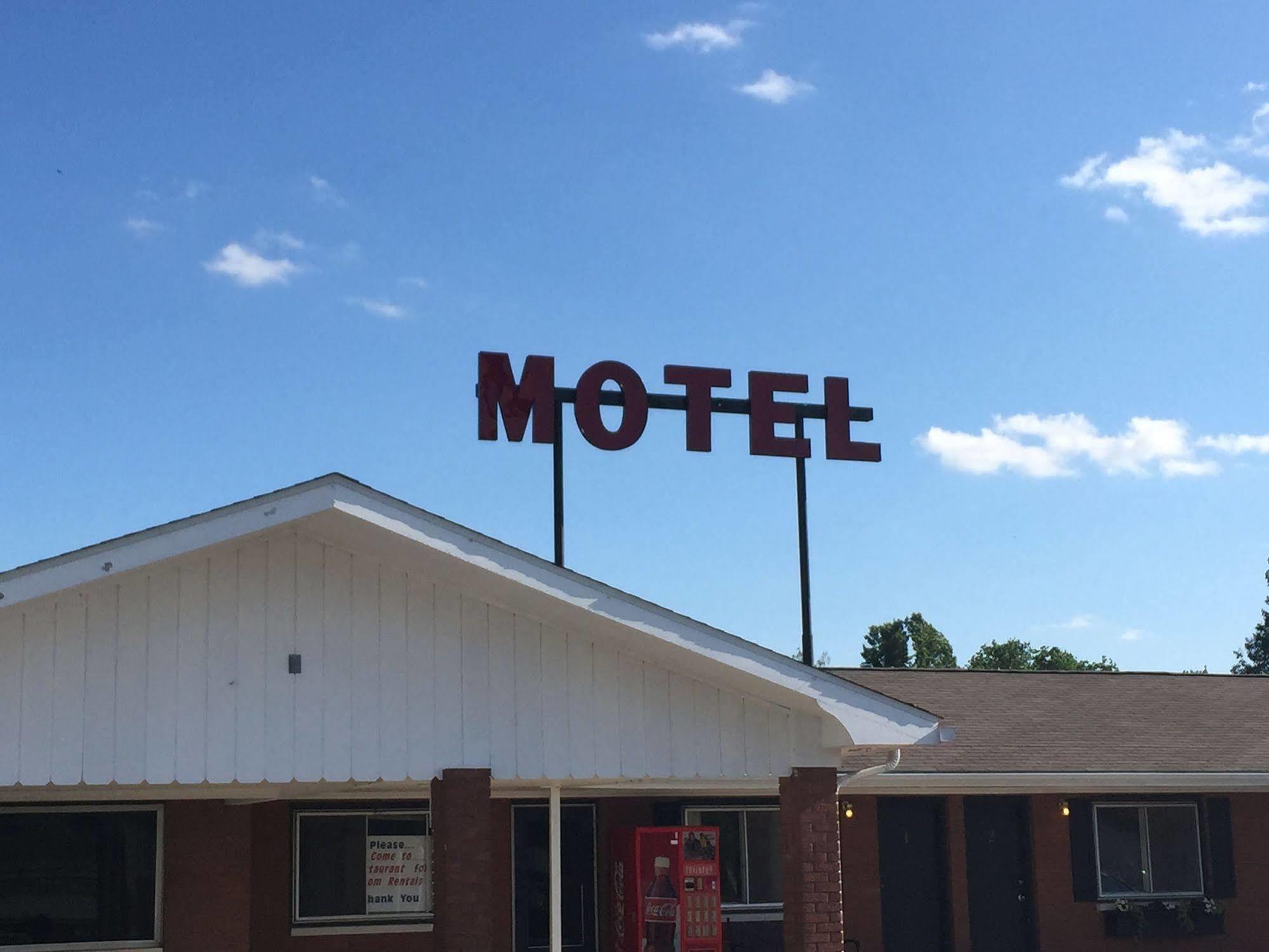 Powhatan Motel Pocahontas Extérieur photo